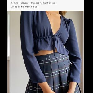 Aritzia Sunday Best Cropped Tie Front Top